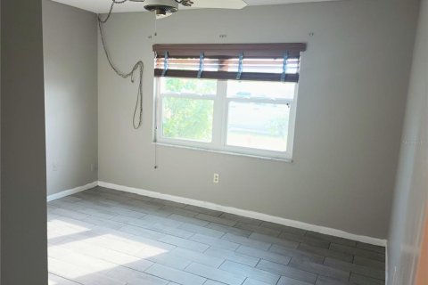 Duplex in Edgewater, Florida 2 bedrooms, 96.43 sq.m. № 1655603 - photo 12