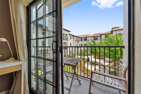 Condo in Orlando, Florida, 2 bedrooms  № 1835022 - photo 12