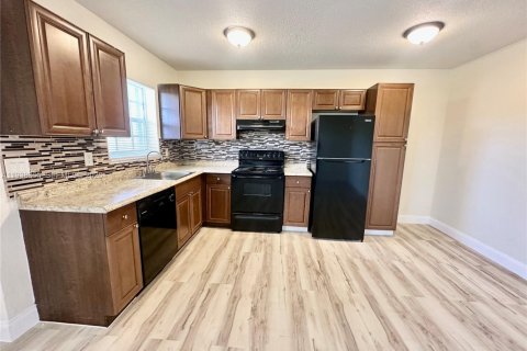 Appartement à louer à Fort Lauderdale, Floride: 1 chambre № 1996106 - photo 2