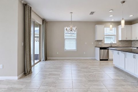 House in Riverview, Florida 3 bedrooms, 152.73 sq.m. № 2397041 - photo 13