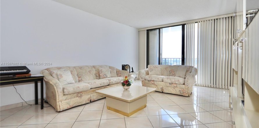 Condo à Hollywood, Floride, 1 chambre № 1864240