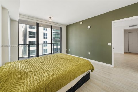 Condominio en alquiler en Miami, Florida, 2 dormitorios, 91.04 m2 № 2018315 - foto 9