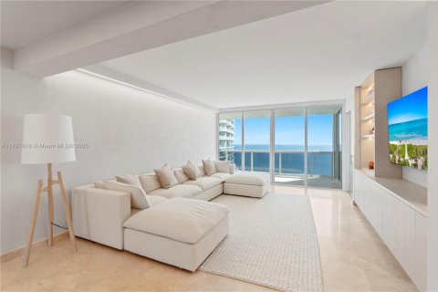 Copropriété à vendre à Sunny Isles Beach, Floride: 3 chambres, 246.1 m2 № 1682207 - photo 8