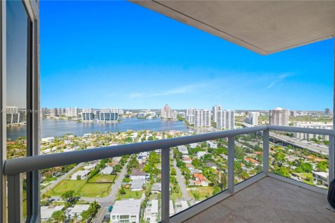 Copropriété à vendre à Sunny Isles Beach, Floride: 3 chambres, 246.1 m2 № 1682207 - photo 23