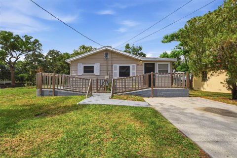 Villa ou maison à Orlando, Floride 4 chambres, 104.05 m2 № 2302247