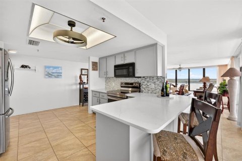 Copropriété à vendre à Daytona Beach, Floride: 3 chambres, 193.7 m2 № 2098672 - photo 11