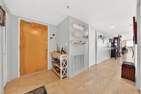 Copropriété à vendre à Daytona Beach, Floride: 3 chambres, 193.7 m2 № 2098672 - photo 5