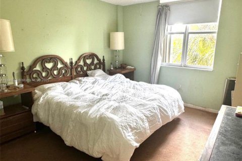 Condominio en venta en Miami, Florida, 3 dormitorios, 154.22 m2 № 1939377 - foto 20