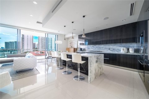 Condominio en alquiler en Aventura, Florida, 3 dormitorios, 243.78 m2 № 1937638 - foto 5