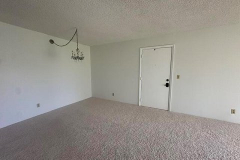 Condominio en venta en Boca Raton, Florida, 2 dormitorios, 81.2 m2 № 2387014 - foto 3