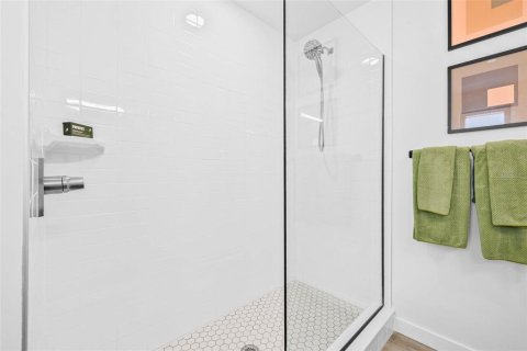 Apartamento en alquiler en Saint Petersburg, Florida, 2 dormitorios, 145.86 m2 № 1762184 - foto 17