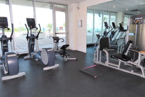 Condominio en venta en Miami Beach, Florida, 1 dormitorio, 76.55 m2 № 1702687 - foto 16