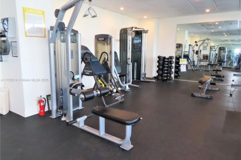 Condominio en venta en Miami Beach, Florida, 1 dormitorio, 76.55 m2 № 1702687 - foto 15