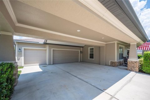 House in Valrico, Florida 4 bedrooms, 307.97 sq.m. № 1866293 - photo 4