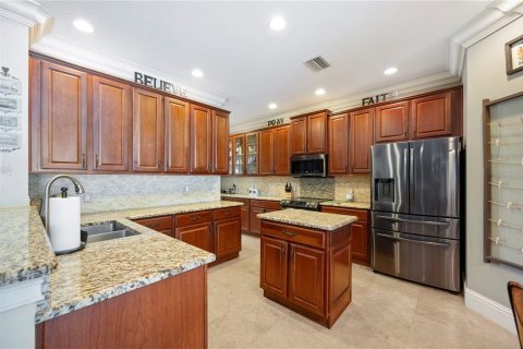 House in Valrico, Florida 4 bedrooms, 307.97 sq.m. № 1866293 - photo 14
