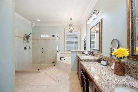 House in Valrico, Florida 4 bedrooms, 307.97 sq.m. № 1866293 - photo 30
