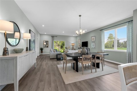 House in Sorrento, Florida 4 bedrooms, 205.31 sq.m. № 2200121 - photo 14