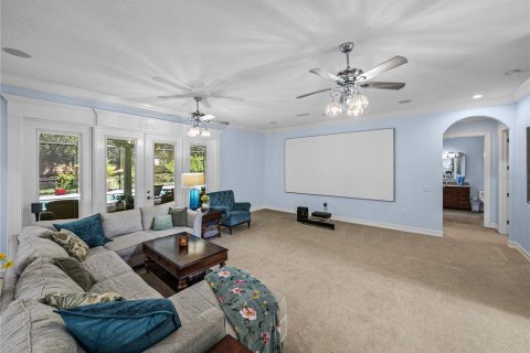 House in Zephyrhills, Florida 5 bedrooms, 394.09 sq.m. № 1794958 - photo 17