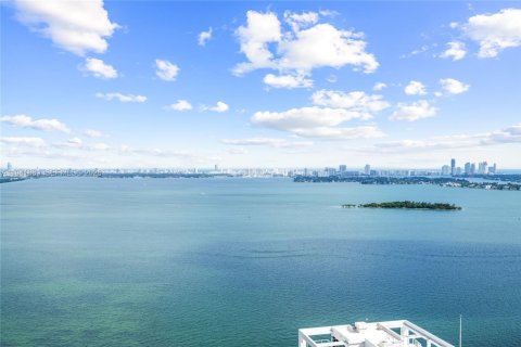 Copropriété à louer à Miami, Floride: 3 chambres, 142.14 m2 № 2001296 - photo 15