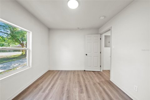 Villa ou maison à vendre à Tampa, Floride: 2 chambres, 80.17 m2 № 1677797 - photo 11