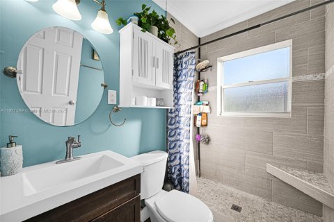 House in Miami, Florida 3 bedrooms, 113.15 sq.m. № 1975511 - photo 17