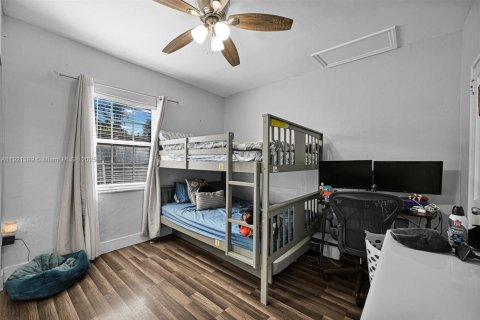 House in Miami, Florida 3 bedrooms, 113.15 sq.m. № 1975511 - photo 23