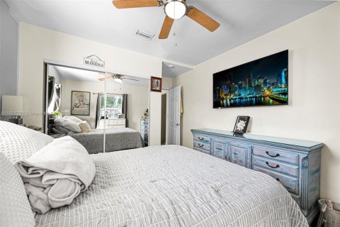 House in Miami, Florida 3 bedrooms, 113.15 sq.m. № 1975511 - photo 22