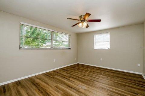 House in Holiday, Florida 2 bedrooms, 99.41 sq.m. № 1549856 - photo 13
