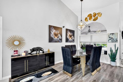Купить виллу или дом в Дженсен-Бич, Флорида 7 комнат, 177.81м2, № 2249760 - фото 7