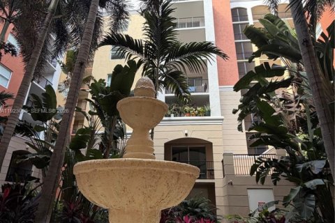 Condo in Sunny Isles Beach, Florida, 1 bedroom  № 1982161 - photo 18