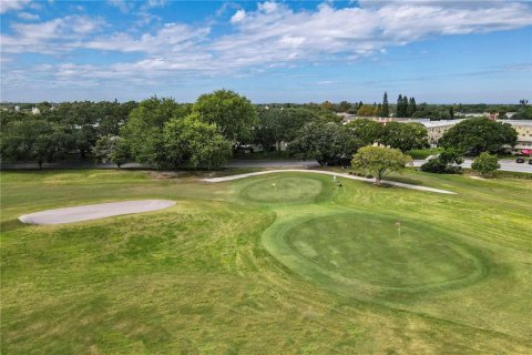Condo in Clearwater, Florida, 2 bedrooms  № 2155990 - photo 28