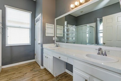 Casa en venta en Orlando, Florida, 3 dormitorios, 183.67 m2 № 2386642 - foto 2