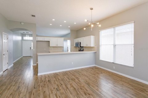 Casa en venta en Orlando, Florida, 3 dormitorios, 183.67 m2 № 2386642 - foto 4