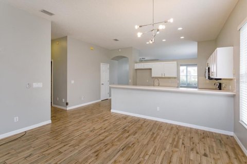 Casa en venta en Orlando, Florida, 3 dormitorios, 183.67 m2 № 2386642 - foto 18