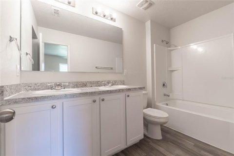 Casa en venta en Kissimmee, Florida, 4 dormitorios, 131.36 m2 № 1425157 - foto 14