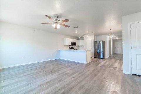 Casa en venta en Kissimmee, Florida, 4 dormitorios, 131.36 m2 № 1425157 - foto 9