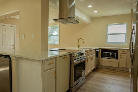 House in Orlando, Florida 3 bedrooms, 108.7 sq.m. № 1870831 - photo 5