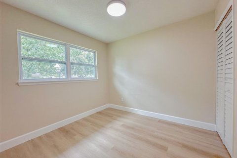 House in Orlando, Florida 3 bedrooms, 108.7 sq.m. № 1870831 - photo 13