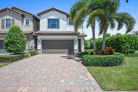 Touwnhouse à Lake Worth, Floride 3 chambres, 177.35 m2 № 2332481