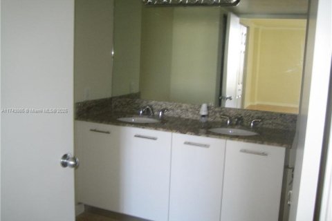 Купить кондоминиум в Авентура, Флорида 2 спальни, 105.35м2, № 1863150 - фото 2