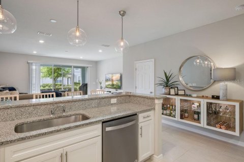 Touwnhouse à vendre à Orlando, Floride: 3 chambres, 177.07 m2 № 2396827 - photo 7