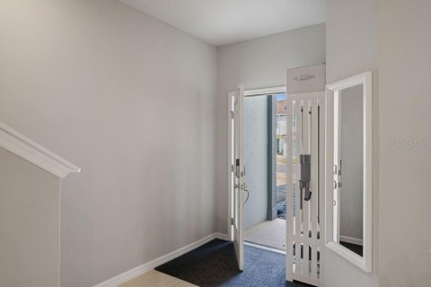 Touwnhouse à vendre à Orlando, Floride: 3 chambres, 177.07 m2 № 2396827 - photo 3