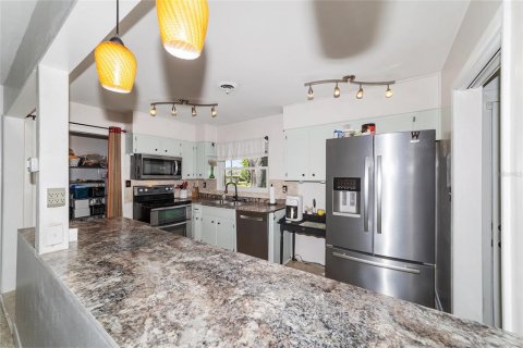 Casa en venta en Ocala, Florida, 4 dormitorios, 194.72 m2 № 2218922 - foto 18