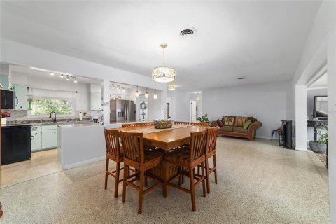 Casa en venta en Ocala, Florida, 4 dormitorios, 194.72 m2 № 2218922 - foto 21