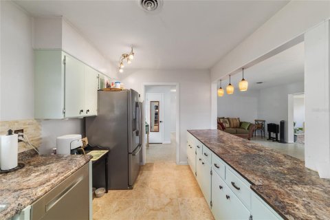 Casa en venta en Ocala, Florida, 4 dormitorios, 194.72 m2 № 2218922 - foto 15