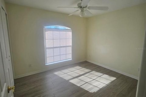 Villa ou maison à louer à North Port, Floride: 3 chambres, 115.29 m2 № 2109119 - photo 20