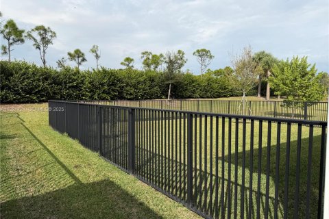 Casa en venta en Port St. Lucie, Florida, 3 dormitorios, 157.28 m2 № 1982030 - foto 4