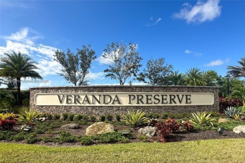 Casa en venta en Port St. Lucie, Florida, 3 dormitorios, 157.28 m2 № 1982030 - foto 3