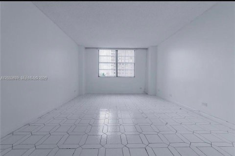 Appartement à Sunny Isles Beach, Floride 2 chambres, 100.98 m2 № 2069144