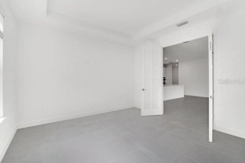 House in Winter Garden, Florida 4 bedrooms, 263.56 sq.m. № 1740867 - photo 19